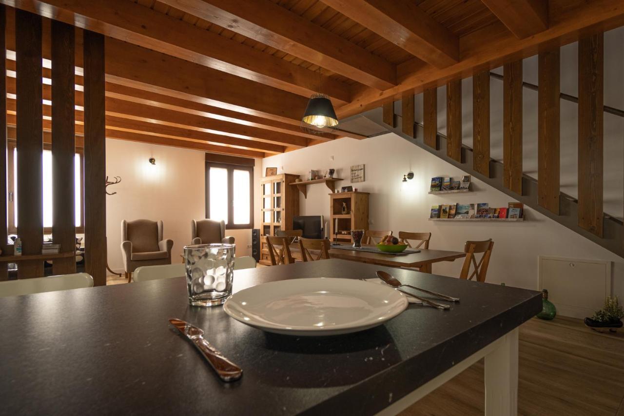 Casa Calero Pensionat Vezdemarban Exteriör bild