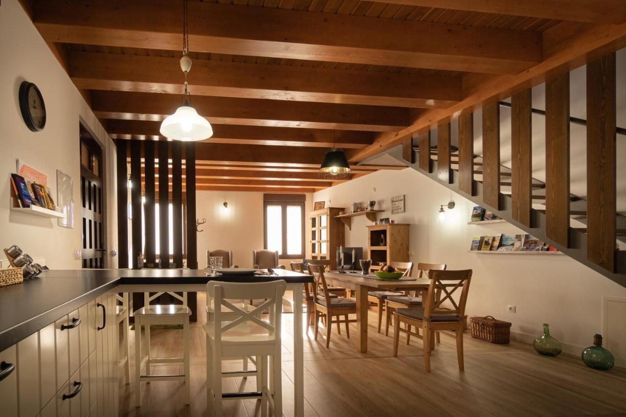 Casa Calero Pensionat Vezdemarban Exteriör bild